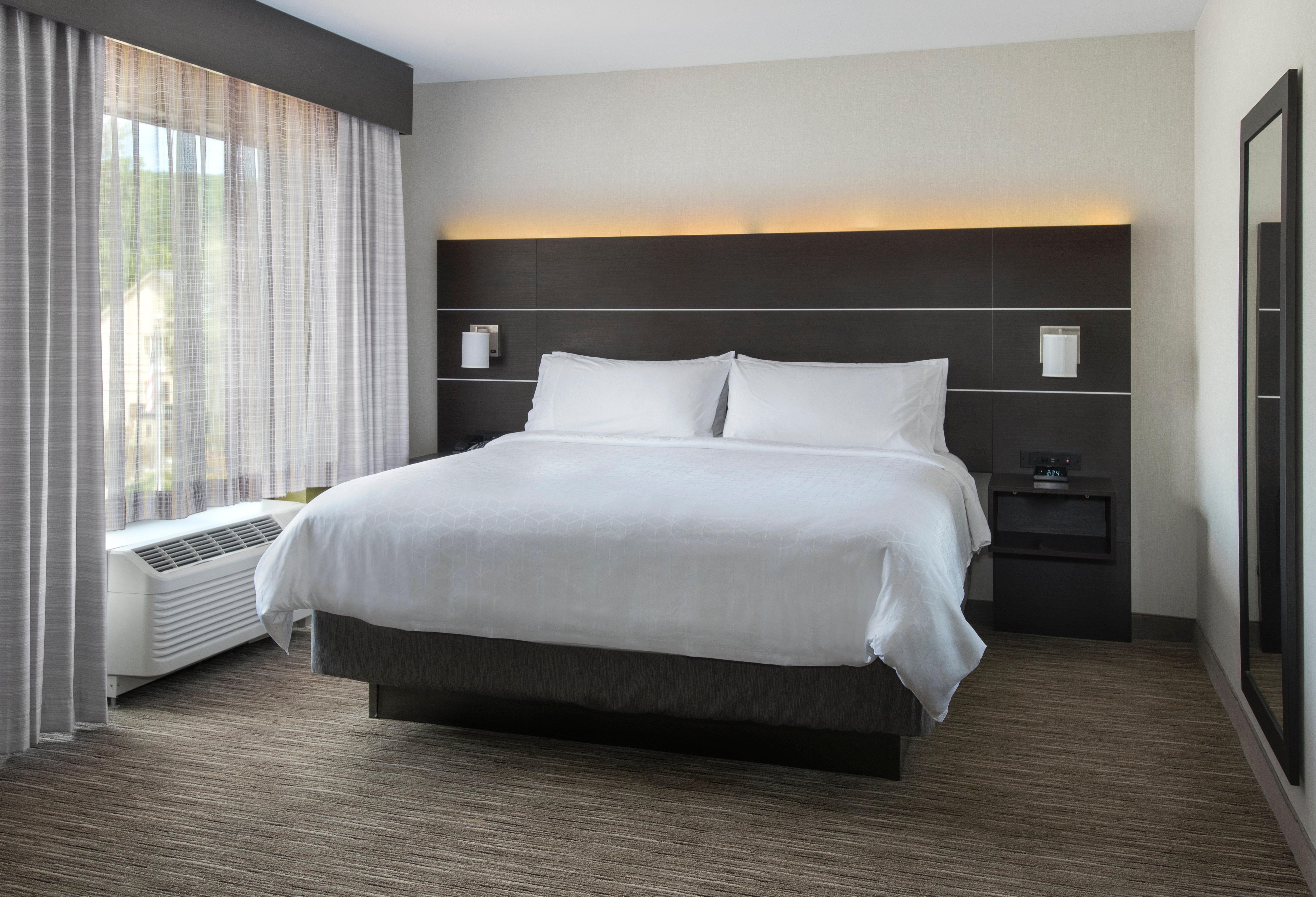 Holiday Inn Express Great Barrington By Ihg Exterior foto